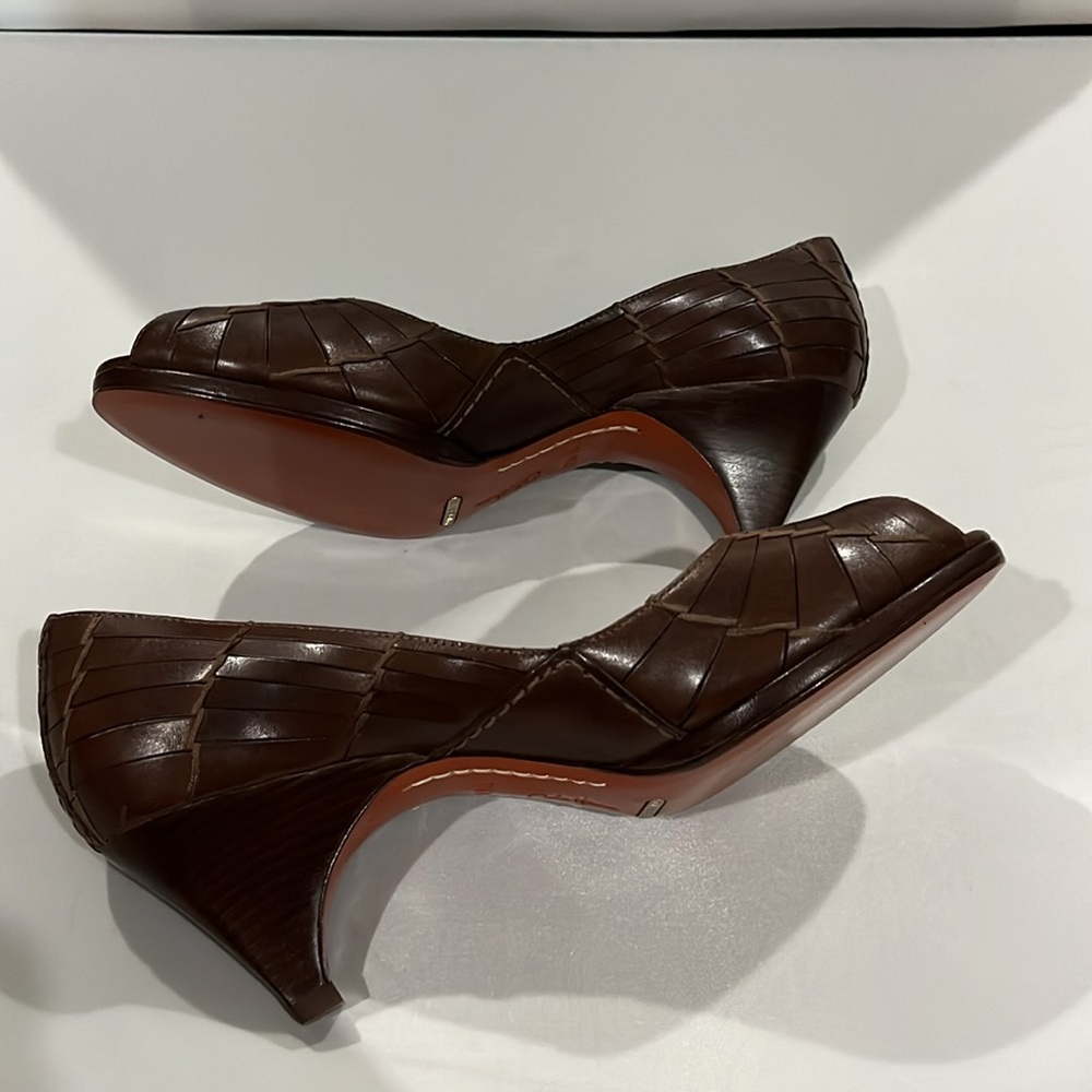 SALE! Cole Haan Brown Women's 7.5B Peep Toe Nike Air Comfort Heels Light Wear - Picture 5 of 13